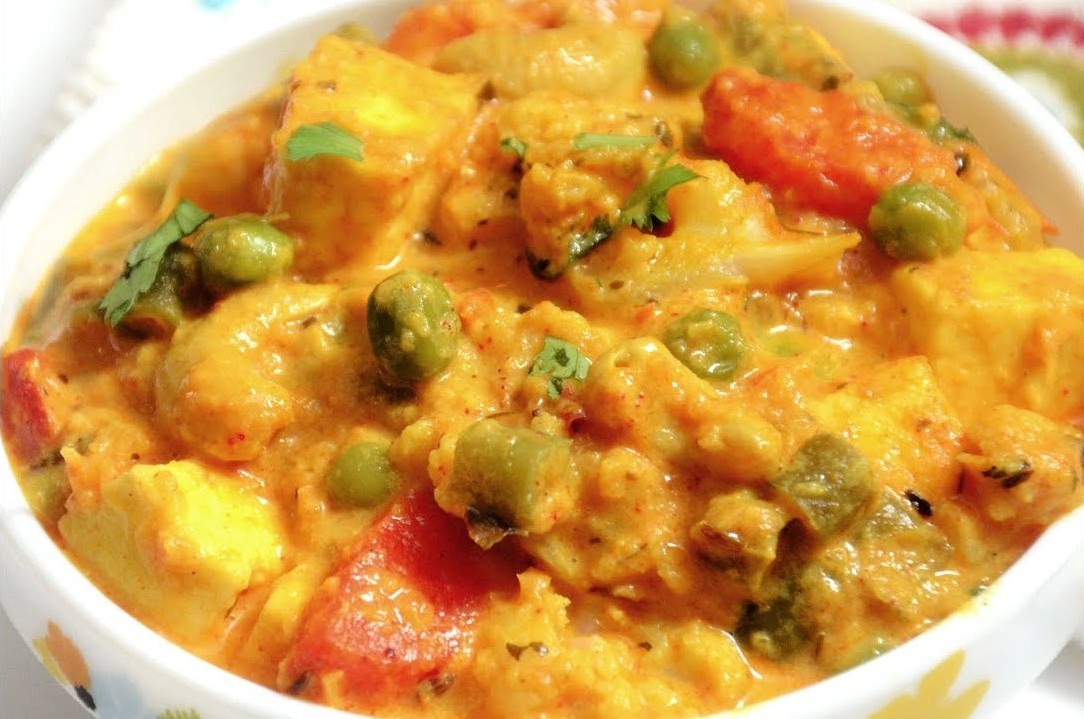 Mix Veg (Navarathan) Kurma